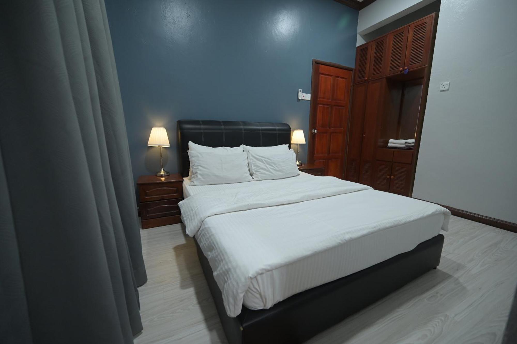 Kesedar Hotel Travel & Tours Sdn Bhd 话毛生 外观 照片