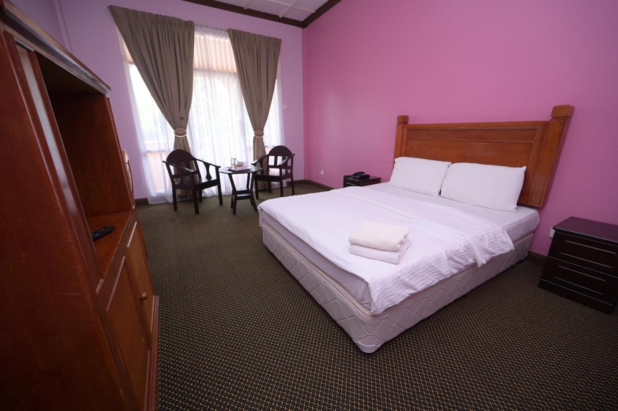 Kesedar Hotel Travel & Tours Sdn Bhd 话毛生 外观 照片