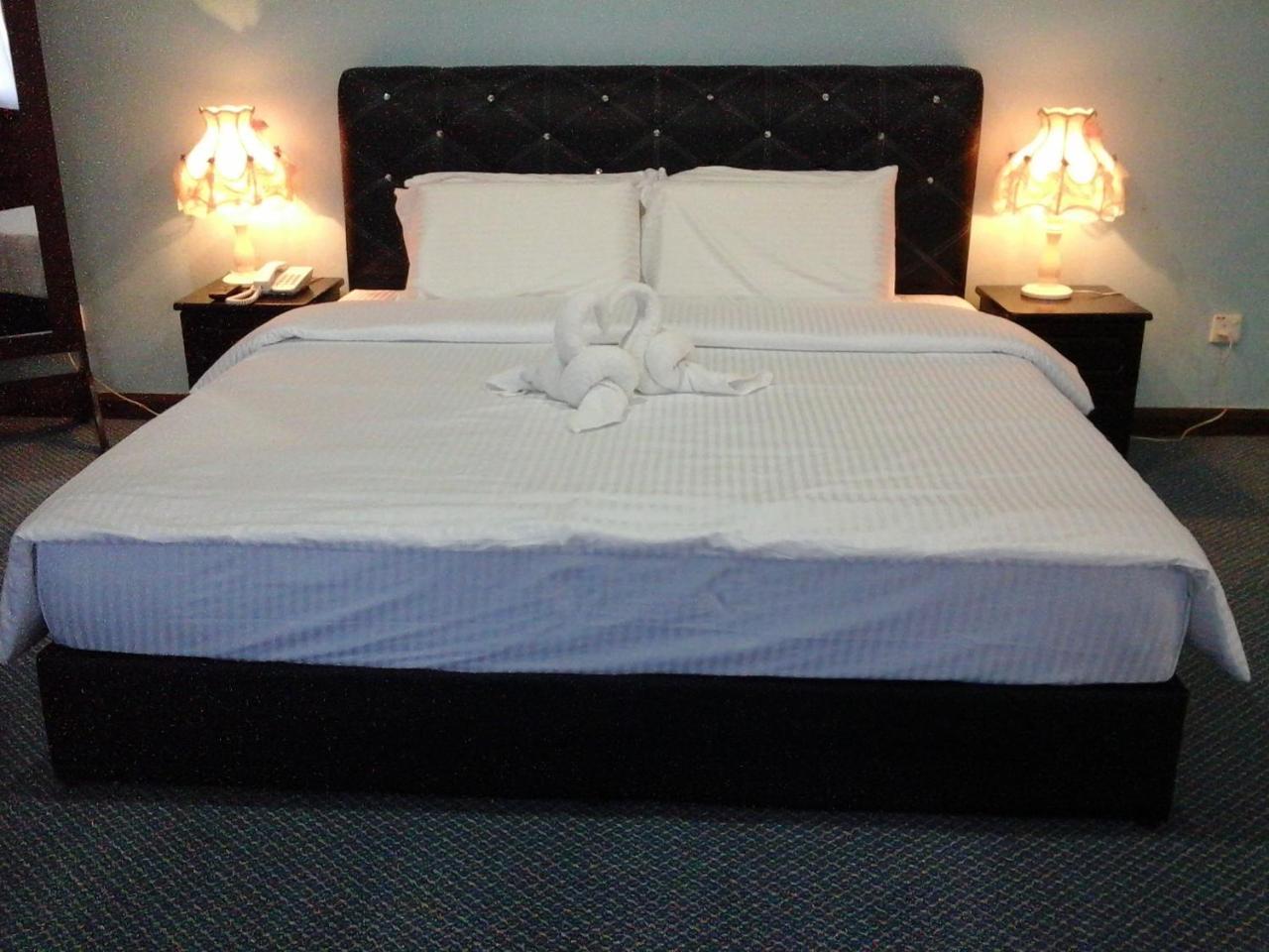 Kesedar Hotel Travel & Tours Sdn Bhd 话毛生 外观 照片